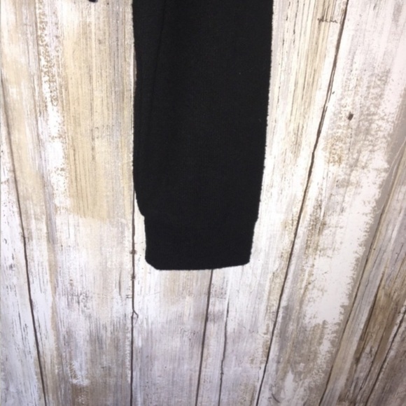 Wild Fable Black Long Sleeve Tee - Picture 2 of 3